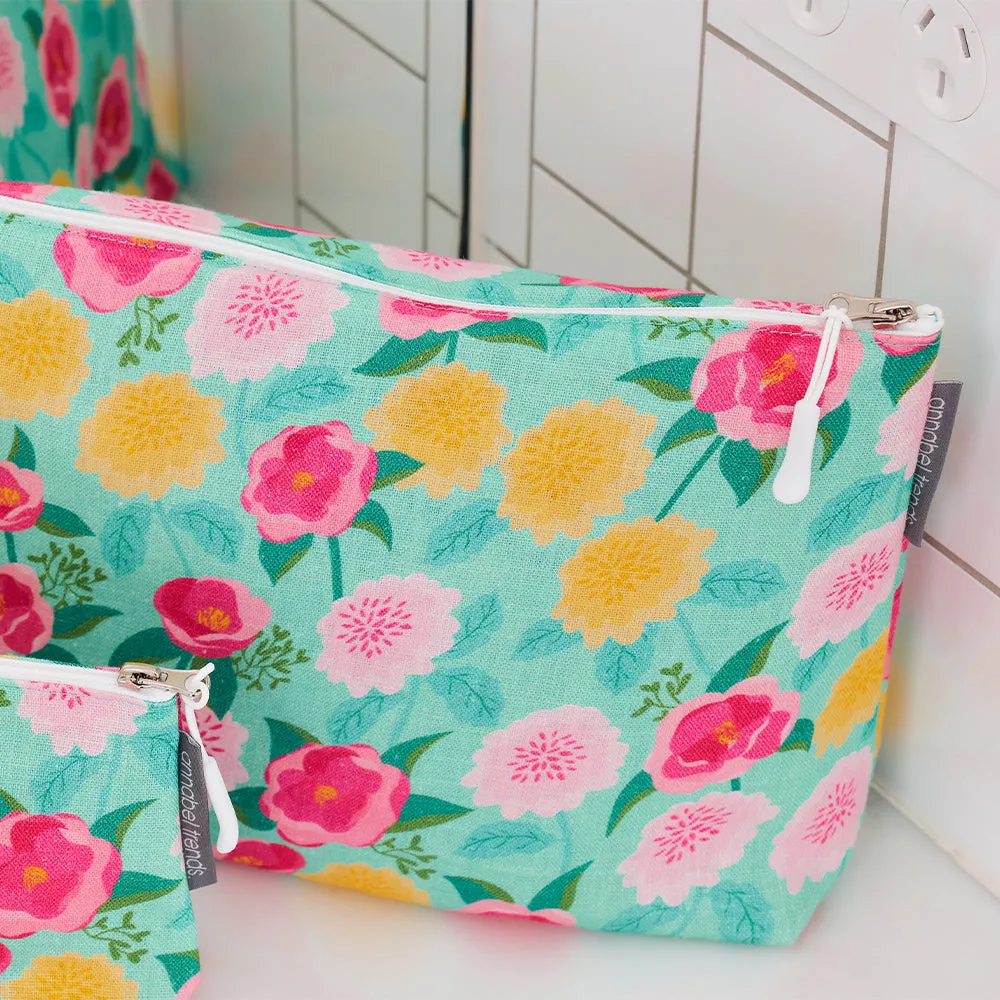 Cosmetic Bag - Linen - Large - Camellias Mint