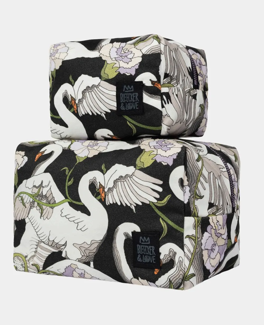 COSMETIC POUCH "ODETTE" BLACK/WHITE