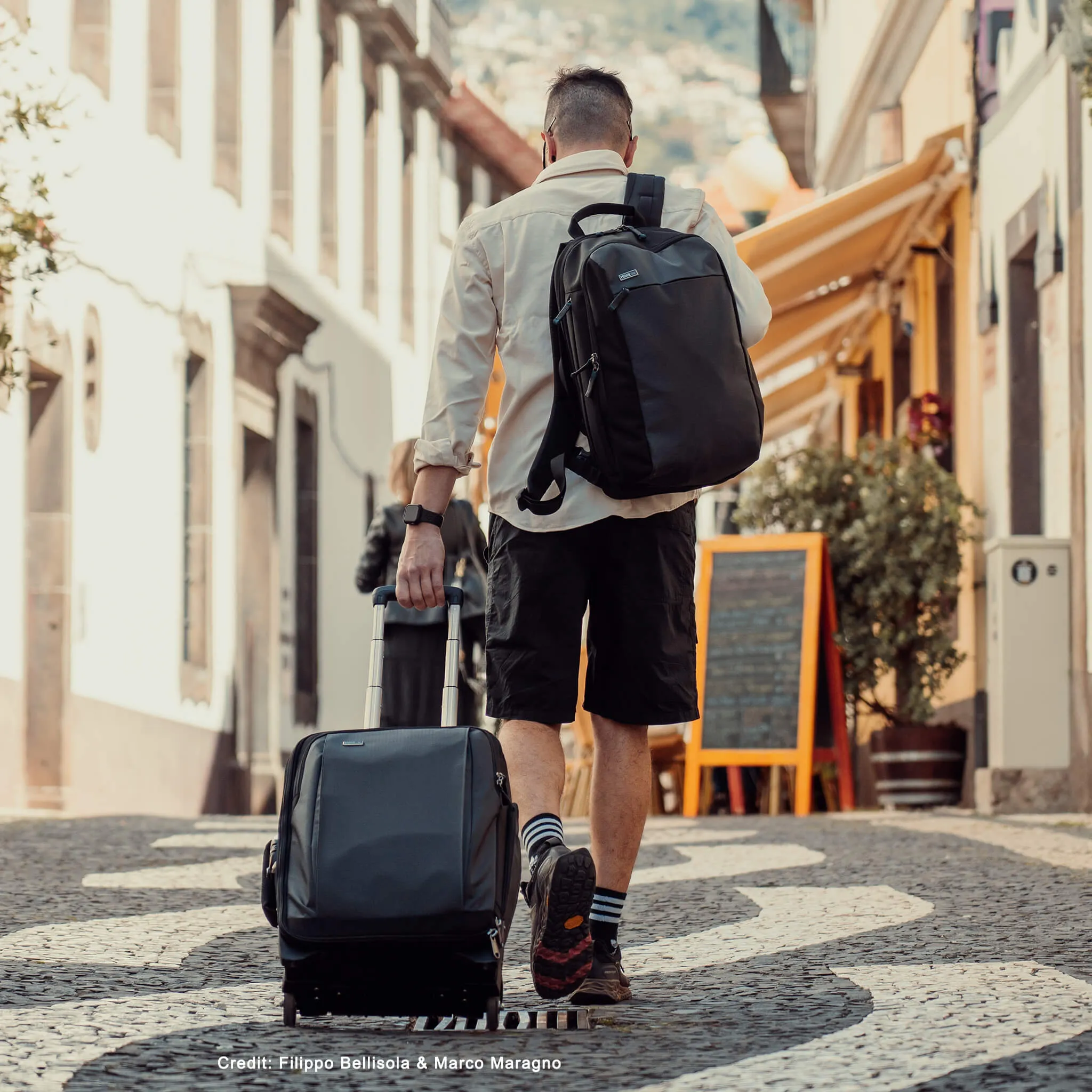 Venturing Observer Travel Roller & Backpack Bundle