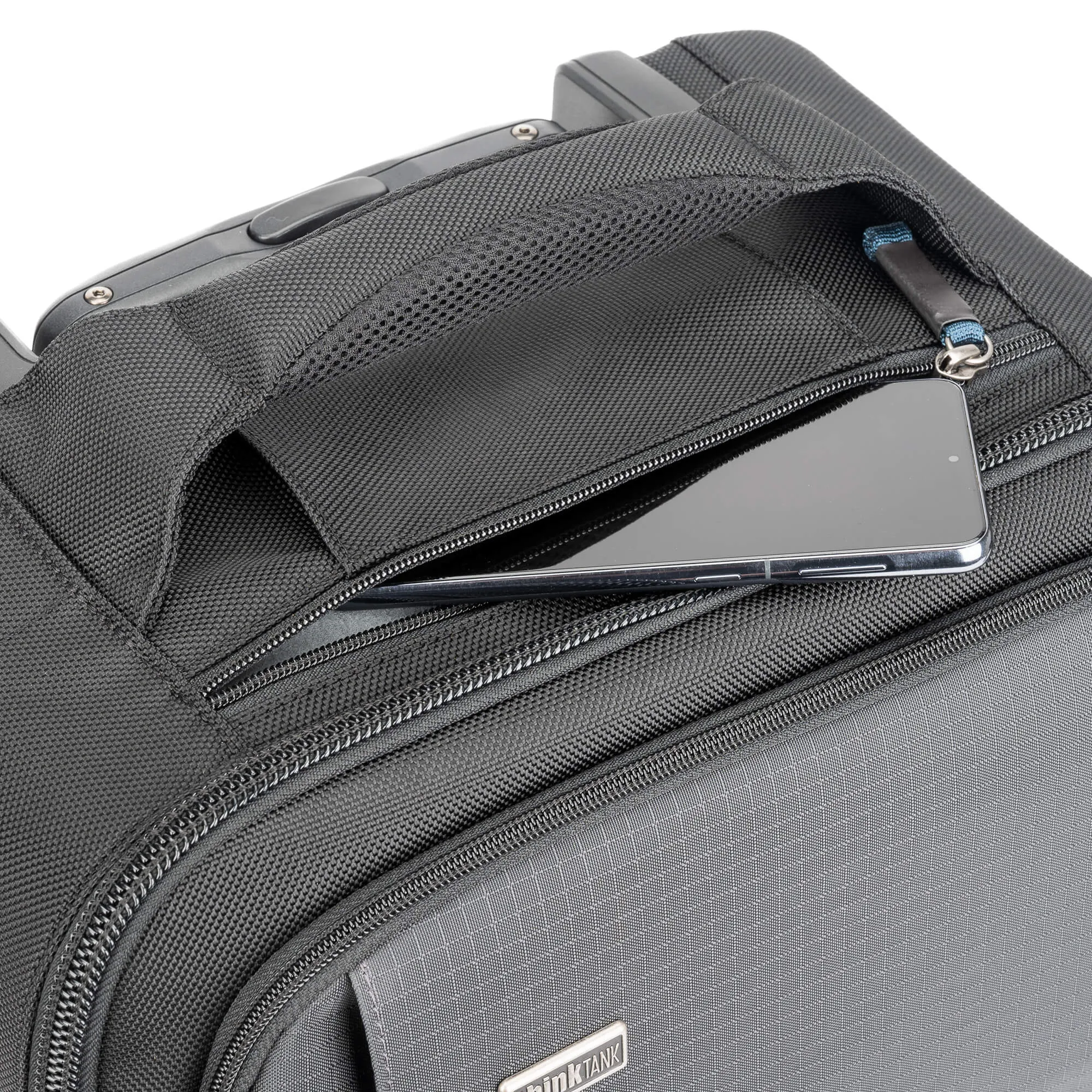 Venturing Observer Travel Roller & Backpack Bundle