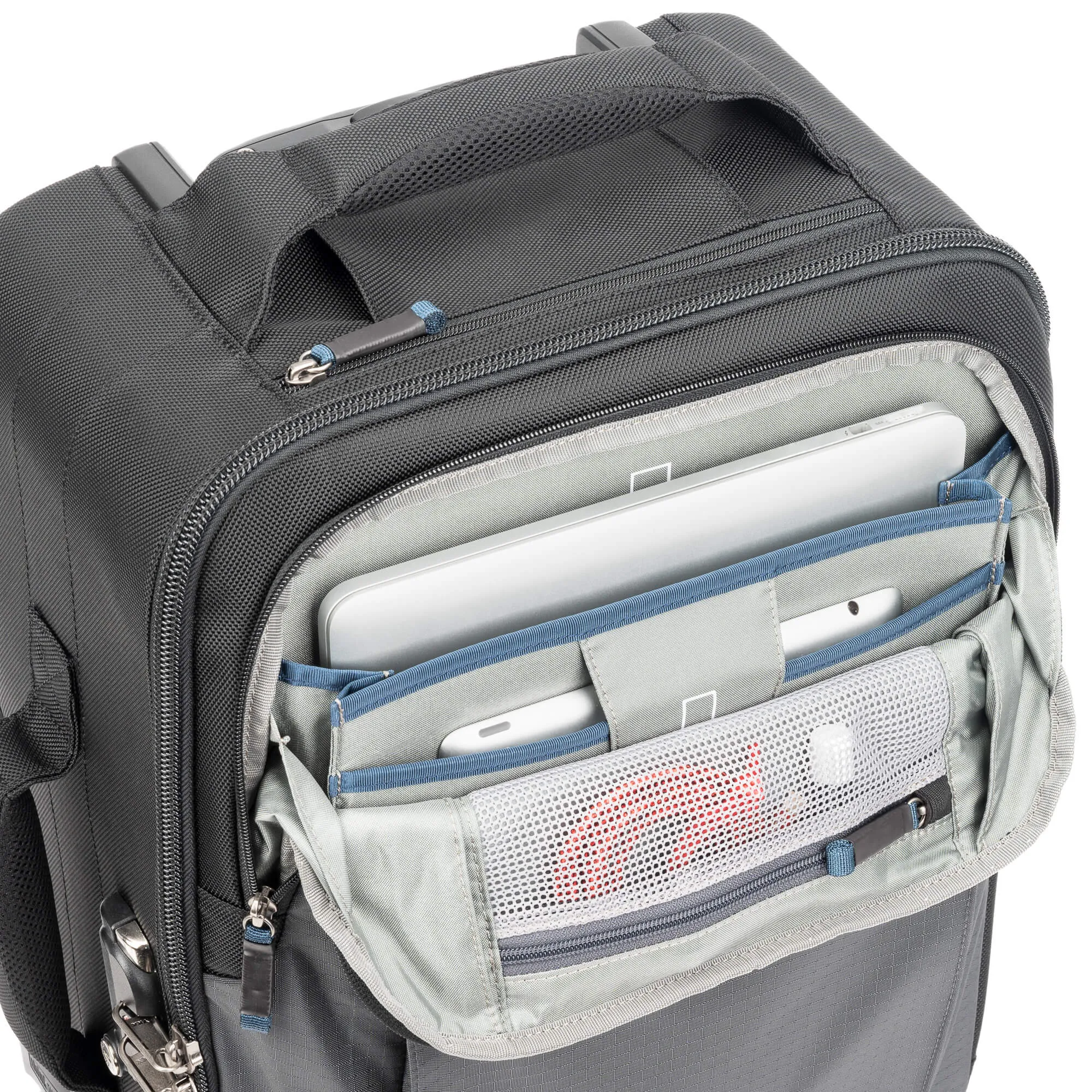 Venturing Observer Travel Roller & Backpack Bundle